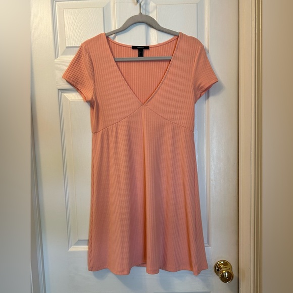 Forever 21 Coral V-Neck Dress - Picture 6 of 9